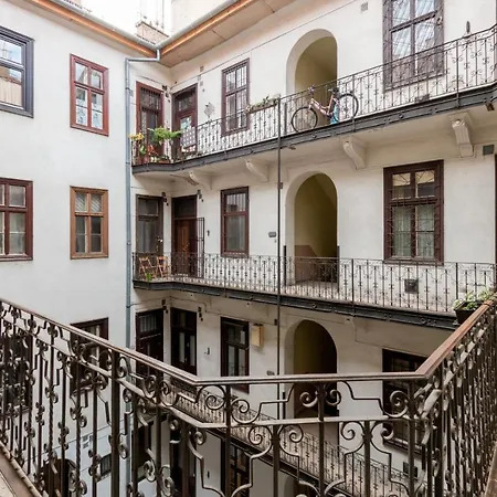 Apartman Emily's Lovely Place *