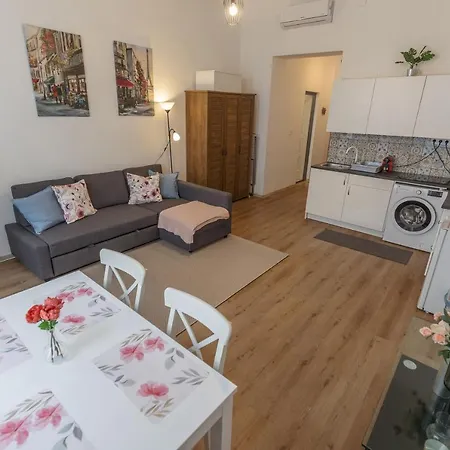 Emily's Lovely Place Appartement *